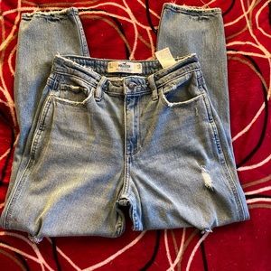 Hollister Curves high-rise mom jeans